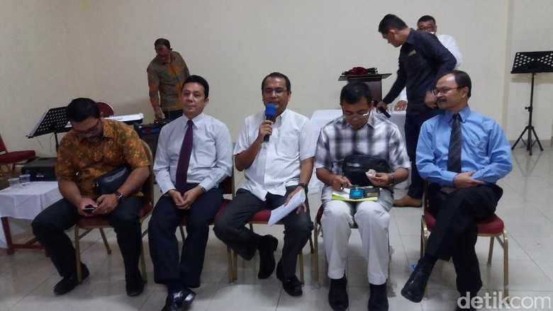 Jemaat GBKP Pasar Minggu Kini Beribadah di Balai Rakyat Jemaat GBKP Pasar Minggu Kini Beribadah di Balai Rakyat