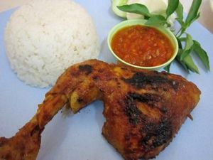 Bosan dengan Ayam Goreng? Ayo, Bikin Ayam Bakar Rawit dan Ayam Madu yang Enak