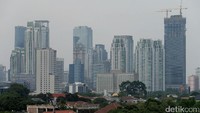 Suasana deretan gedung Kota Jakarta dilihat dari kawasan Menteng.