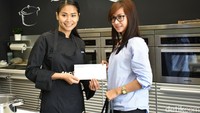 Cooking class yang berlangsung sekitar 2 jam ini ditutup dengan pembagian door prize dari Culinaria Modena untuk tiga orang beruntung. 