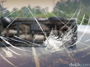 Ada Kecelakaan di Tol Japek Bawah, Lalin Padat 1 Km