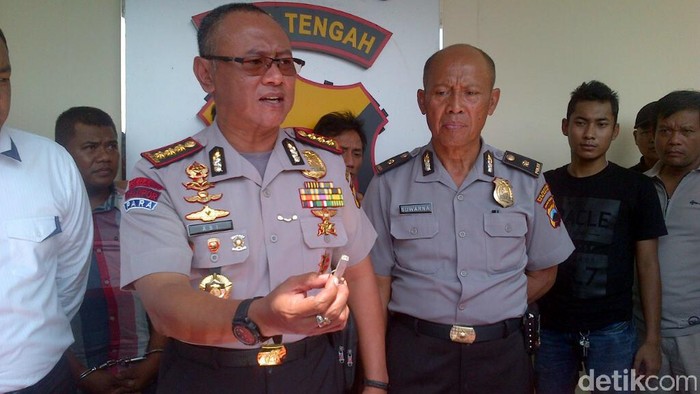 Bacok Warga, Geng ABG Bersenjata Celurit Dibekuk di Semarang