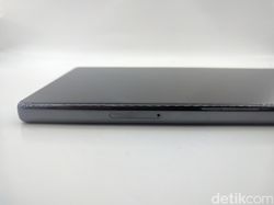 Unboxing Ponsel Tanpa Bezel Xiaomi Mi Mix