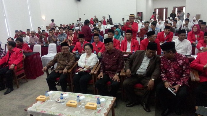 Megawati dan Djarot Hadiri Pelatihan Mubaligh Baitul Muslimin