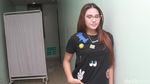 Gaya Kasual Aurel Hermansyah