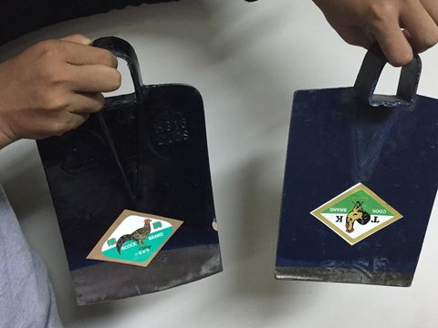 Ini Bedanya Cangkul <i>Made in</i> China dan Cangkul Lokal  