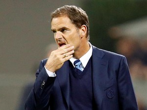 Ini Komentar De Boer Usai Dipecat Inter