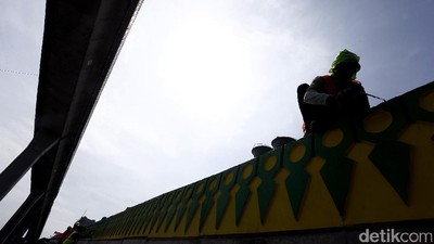 Jalan Layang Ciledug-Tendean Dipercantik Dengan Gigi Balang Khas Betawi