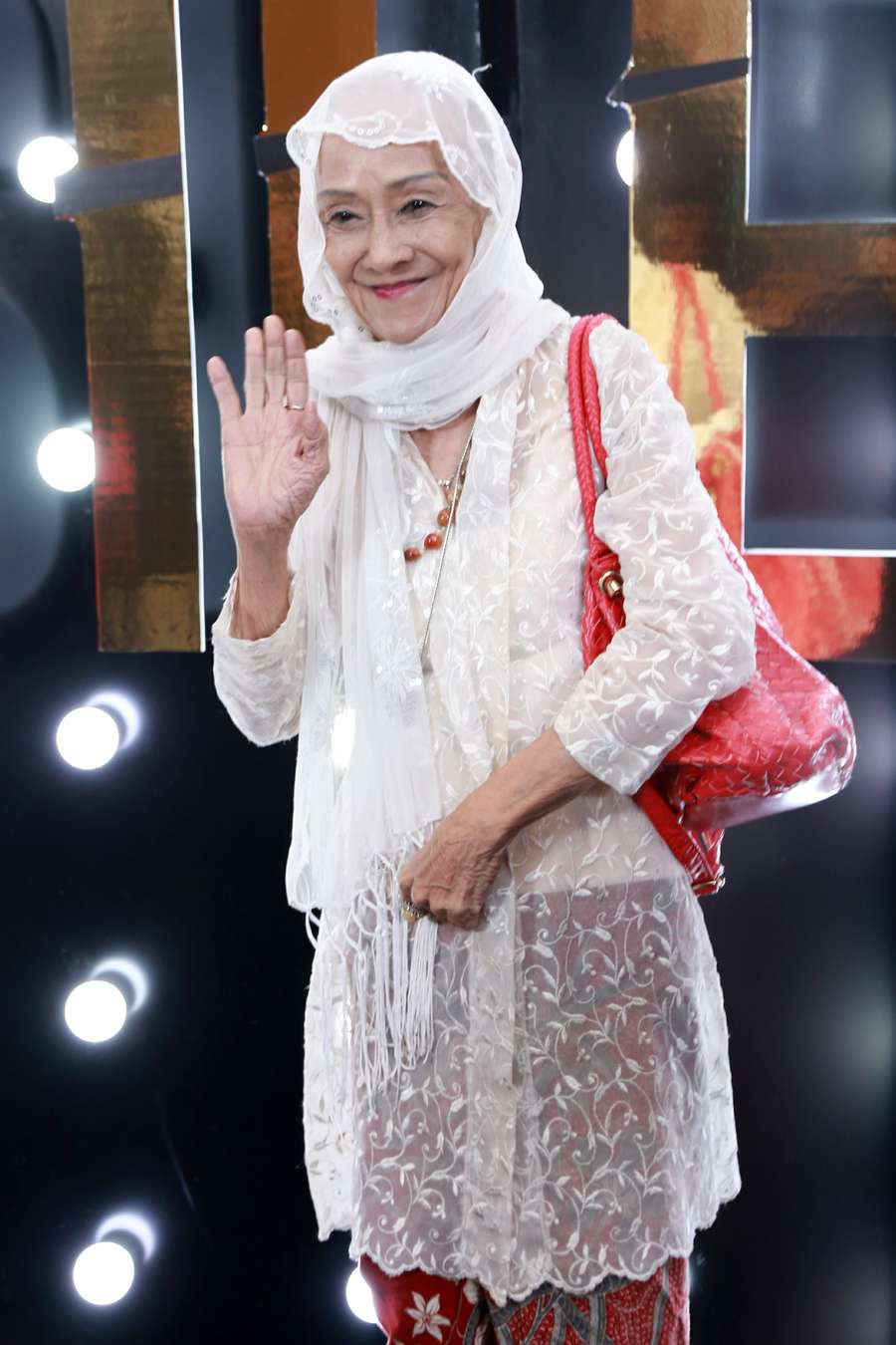 Apa Kabar Nia Ramadhani, Magdalena dan Laila Sari?