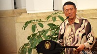 Pemimpin Ceng Ho Multicultre Education Trust Malaysia, Tan Sri Lee Kim Yew memberikan sambutan.