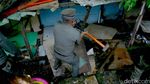 Bangunan Liar di Pinggir Rel KA Dibongkar