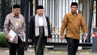 Menurut Ketua MUI Maruf Amin, Presiden menganggap perkembangan kasus ini sudah sangat mengganggu karena menimbulkan kegaduhan. Oleh karena itu, disepakati kasus Ahok akan diselesaikan sesuai koridor hukum.