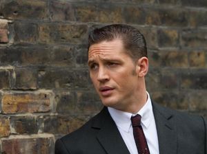 Tom Hardy Terima Penghargaan Kerajaan Inggris