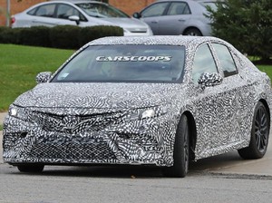 Inikah Tampang New Camry TRD?