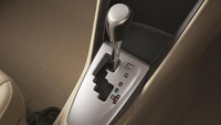 Transmisi Vios kini mengusung transmisi automatic Continous Variable Transmission (CVT) dengan teknologi Sequential Shift. Foto: dok. Toyota