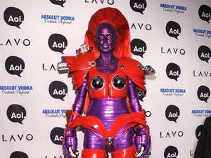 Foto: Kostum Halloween Tergila yang Pernah Dipakai Heidi Klum