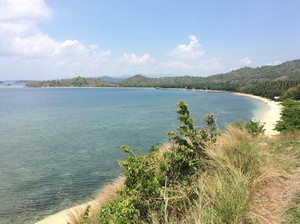 Rugi Kalau Ngebut Saat Lewat Jalanan di Lombok Ini!