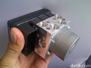 Motor Pakai ABS, Kecelakaan Bisa Dikurangi Sampai 26%