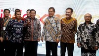 Event yang berlangsung dari tanggal 2 sampai 6 November 2016 ini menyajikan eksibitor dari 300 peserta. Semua eksibitor terdiri dari berbagai bidang, mulai dari sektor telekomunikasi, komputer, software, game, smartphone, produk elektronik, serta aksesori.