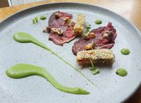 Sensasi Unik <i/>BBQ Ribs</i> dan <i/>Duck Confit</i> Dipadu dengan Kopi Bisa Dinikmati di Restoran Ini