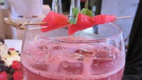 Kalau mau yang segar-segar, ada Watermelon Fresco (Rp 36.000). Dibuat dari paduan buah semangka dan daun basil. Slurpp!