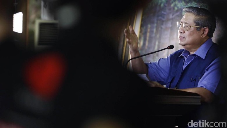 SBY: Ahok Harus Diproses Secara Hukum, Jangan Sampai Dianggap Kebal Hukum SBY: Ahok Harus Diproses Secara Hukum, Jangan Sampai Dianggap Kebal Hukum