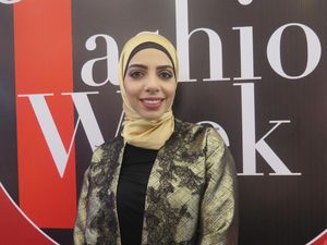 Blogger Populer Amerika Heba Jay Kagum dengan Fashion Hijab di Indonesia