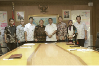 Penyanyi Legendaris Julio Iglesias Tampil di Nusa Dua Fiesta