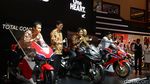 Honda Perkenalkan CBR1000RR Fireblade dan Africa Twin