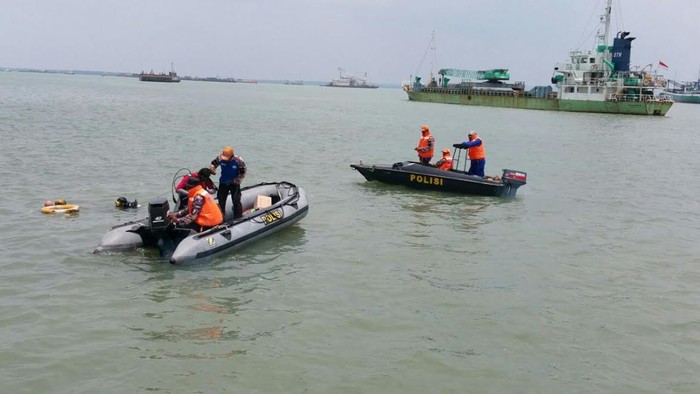 Terkendala Arus Bawah, Pencarian ABK Kapal Tenggelam Masih Nihil