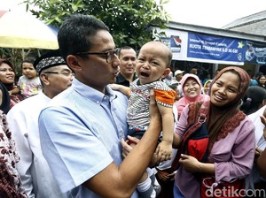 Jika Terpilih, Anies-Sandi Janji Serap Aspirasi Warga Tiap Jumat