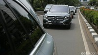 Sebanyak 20 unit All New Mercedes-Benz GLC 250 dijajal keliling Jakarta untuk mencicipi performa, teknologi dan kenyamanan.
