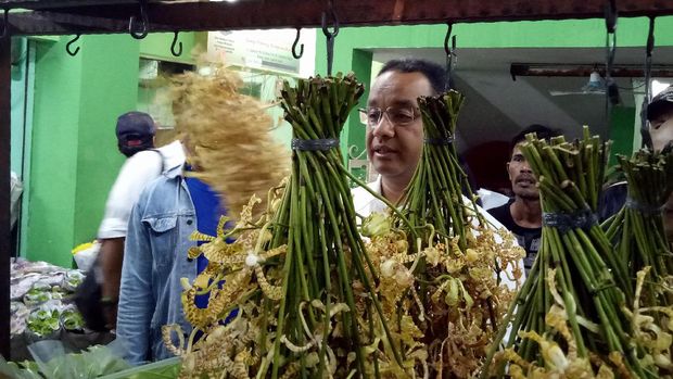 Anies di Pasar Kembang