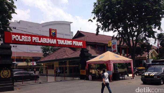 Polres Pelabuhan Tanjung Perak, Surabaya