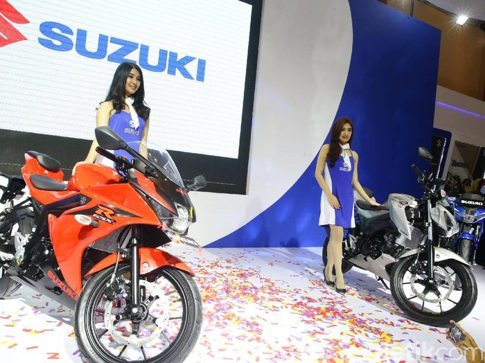 Terpesan 300 Unit, Suzuki GSX-R 150 dan GSX-S 150 Dikirim Awal 2017