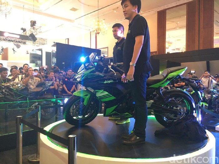 Ini Dia Fitur Terbaru Kawasaki Ninja 650