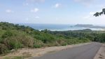 Jalan Mulus Pinggir Pantai, Ini Bukan Hawaii Tapi Lombok