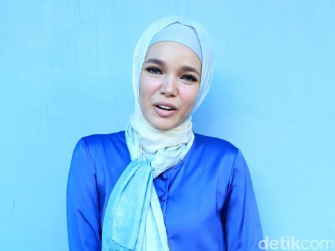  Dewi Sandra Sempat Jodohkan Bertrand Antolin dengan Cewek Brunei