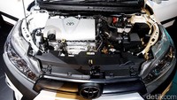 New Yaris menggunakan mesin baru Dual VVT-i dan transmisi baru CVT dengan 7 speed sequential shiftmatic.