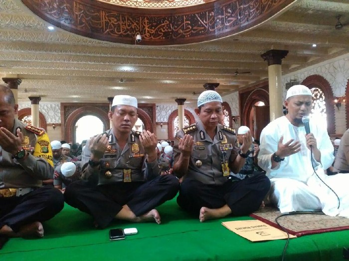 Dugaan Penistaan Agama oleh Ahok, Ustaz Arifin Ilham Minta Presiden Tegas