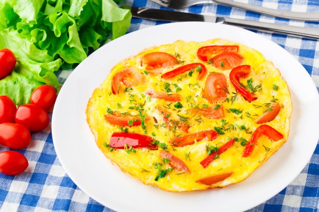 Siang Ini Enaknya Masak Omelet Telur yang Praktis Untuk Anak