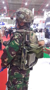 Melihat Kendaraan Amfibi TNI AL dan Pendeteksi Gerak Pesanan Kopassus