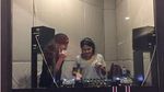 Yuk, Intip Penampilan Aurel Hermansyah saat Nge-DJ
