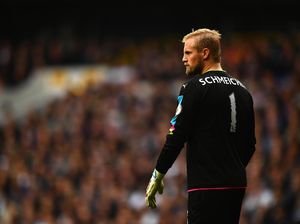 Bahagia di Leicester, Schmeichel Diyakini Takkan Gabung MU