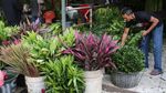Geliat Pasar Bunga Rawa Belong