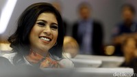 Usai mengikuti edukasi, wajah-wajah dari dara cantik tersebut tampak penasaran ingin mencoba melakukan trading saham.