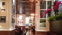 Pavela di Street Gallery Pondok Indah Mall menjadi resto pertama yang menyuguhkan makanan khas Peru. Restoran yang tak terlalu besar ini mengusung interior modern minimalis.