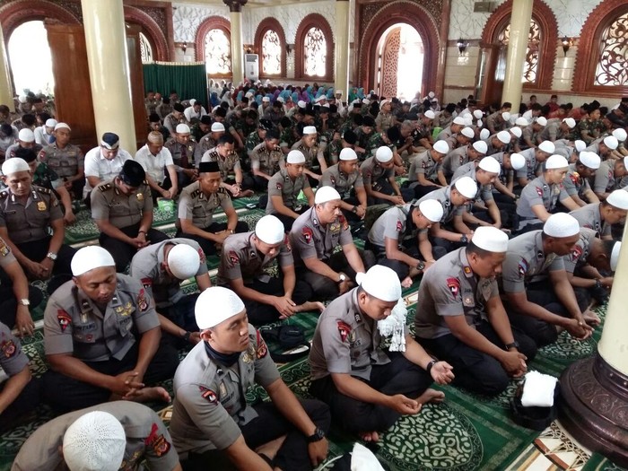 Zikir Bersama Polda Metro, Ustaz Arifin Ilham: Kita Ingin Aksi Damai