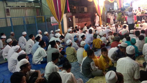 Berharap Demo 4 November Damai, Jamaah di Kelapa Gading Gelar Doa Bersama