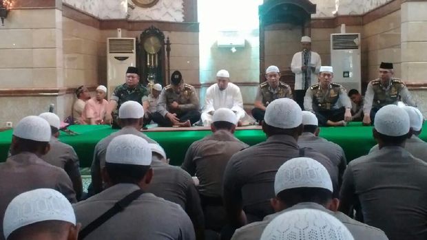 Zikir Bersama Polda Metro, Ustad Arifin Ilham: Kita Ingin Aksi Damai